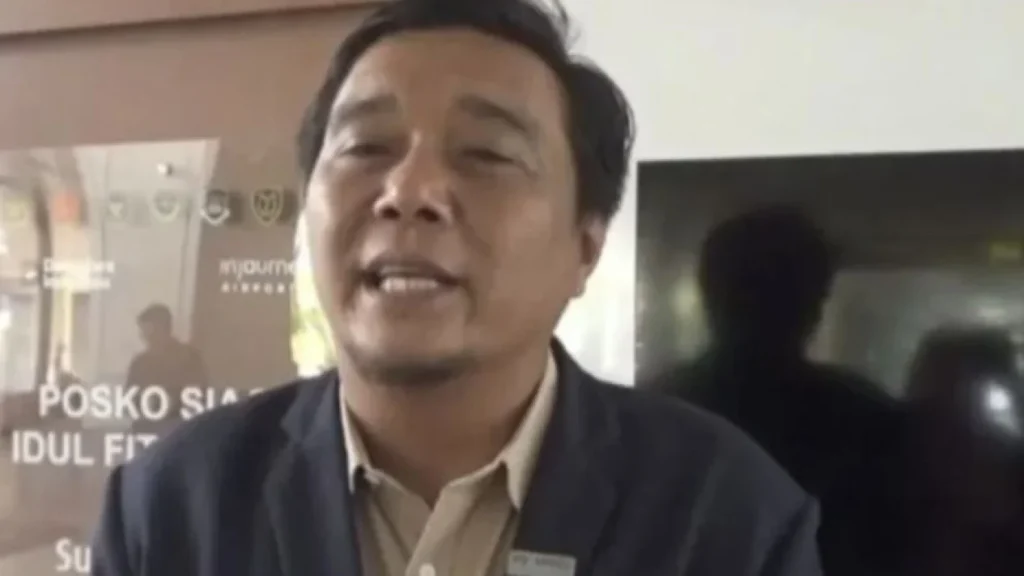6a8adad0d0c61-general-manager-pt-angkasa-pura-bandara-sultan-thaha-saifuddin-jambi-ardon-marbun_gemini_1265_711