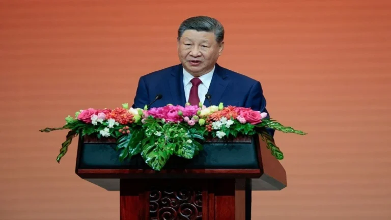 6a06030d26a27-presiden-china-xi-jinping-saat-menjamu-presiden-as-donald-trump-di-beijing_gemini_1265_711