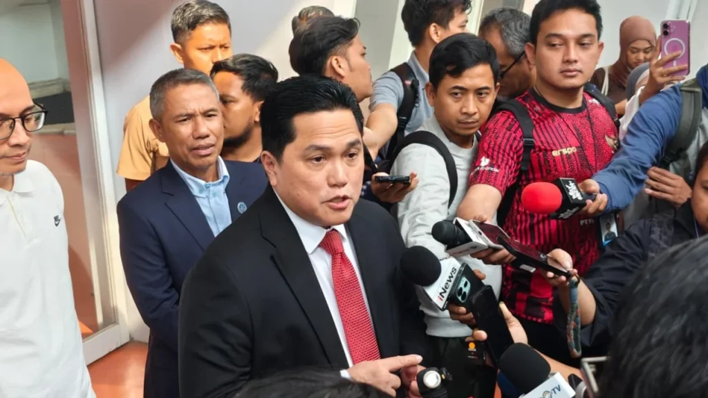 6a68a874b77f4-ketum-pssi-erick-thohir-dalam-acara-konferensi-pers-indonesia-super-cup-2026-chelsea-vs-ac-milan_gemini_1265_711