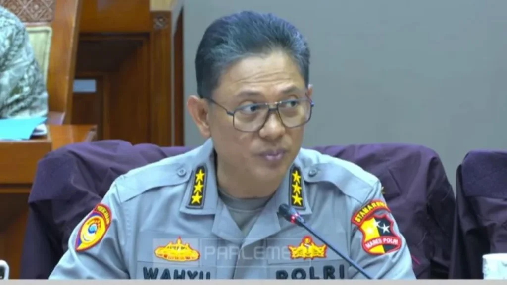6a96a7a0481dd-asisten-utama-kapolri-bidang-perencanaan-umum-dan-anggaran-astamarena-kapolri-komjen-pol-wahyu-hadiningrat_gemini_1265_711