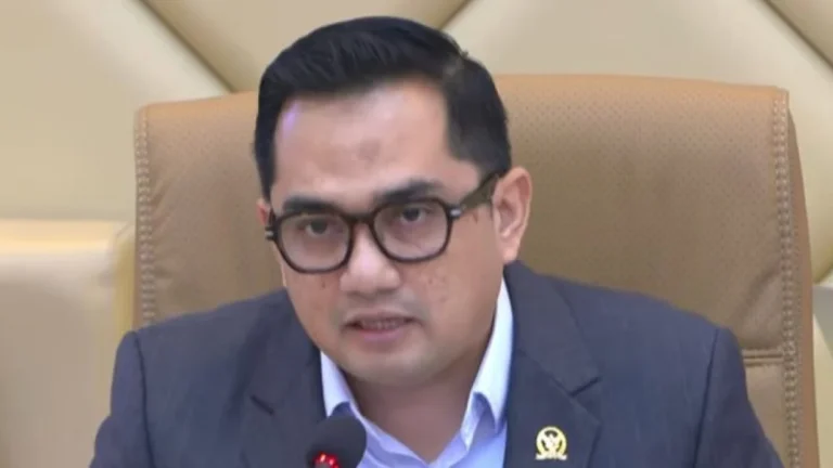 6aa8e753834e4-ketua-komisi-ii-dpr-ri-muhammad-rifqinizamy-karsayuda_gemini_1265_711